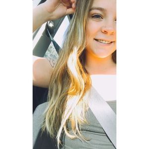 Meet your Posher, Christina